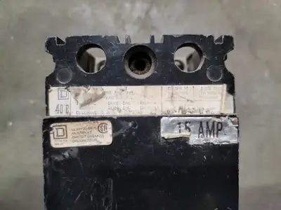 15 Amp, 2 Pole, 480 volts Circuit Breaker
