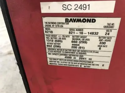 USED 2016 RAYMOND 8210