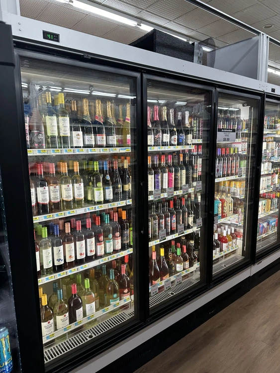 Used 2021 Hill Phoenix JNRBHSA-4 Refrigerators | Grocery Equipment Sales #1066239