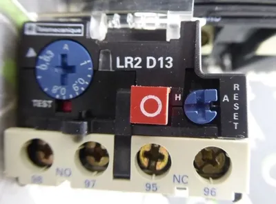 7.5 HP Telemecanique LP1 D0901 Reversing Contactor Assembly 1000V 8kV Used