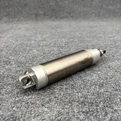Used SMC NCMC150-0300 Pneumatic Cylinders California US | Davliegogo LLC #1706158