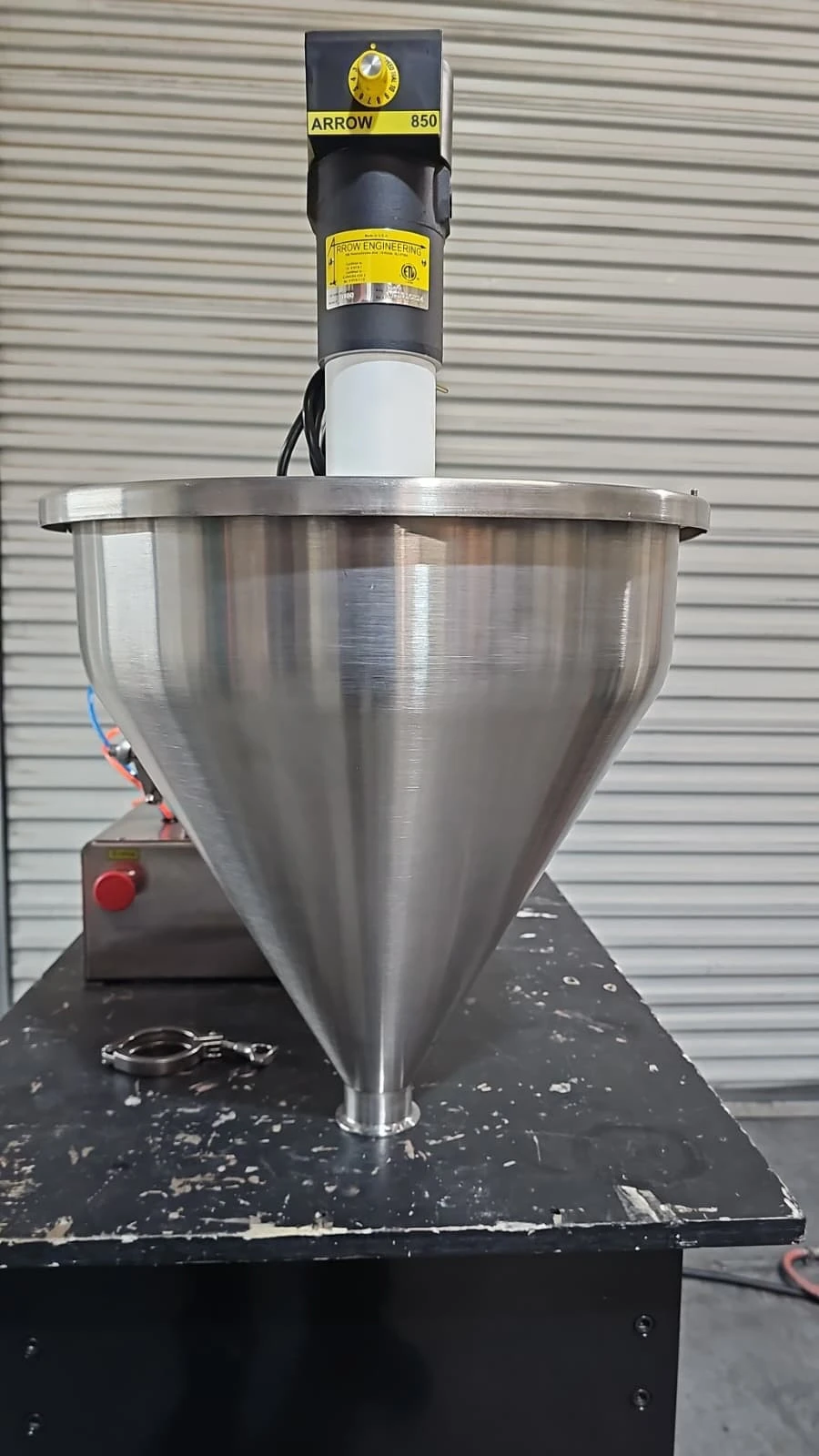 7-Gallon Stainless Steel Mixing Hopper with Variable Speed Agitator