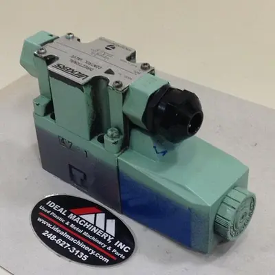 USED VICKERS DG4V32AMP7H750JA100
