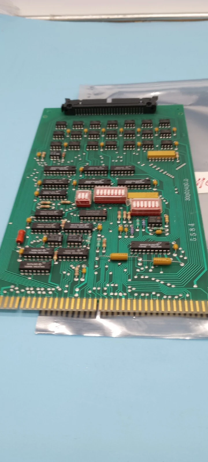 USED UNIVERSAL INSTRUMENTS 30002400.D