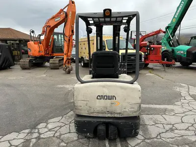 Used 2005 CROWN SC4040-35 4-Wheel Sit down Electric Counterbalance Forklifts Utah US | Global Remarketing #1286008