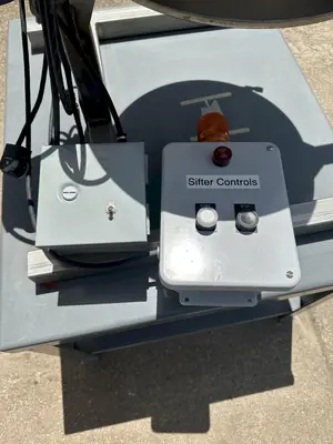 Used CLEVELAND VIBRATOR SEE-2-2BRW Vibratory Screens Ohio US | Portage Packaging Systems, Inc. #1397118
