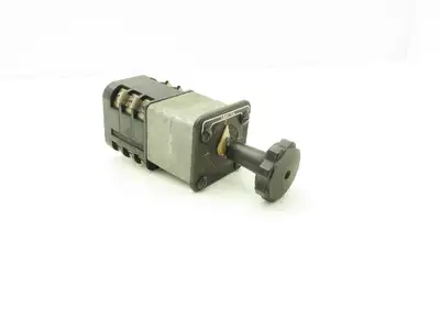 General Electric 10AA008 SBM Switch Rotary Control 3 Position Ammeter Transfer