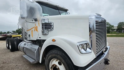 Used 2012 FREIGHTLINER CORONADO 122 SD Cab Chassis trucks Texas US | Roll Off Truck World #1491816