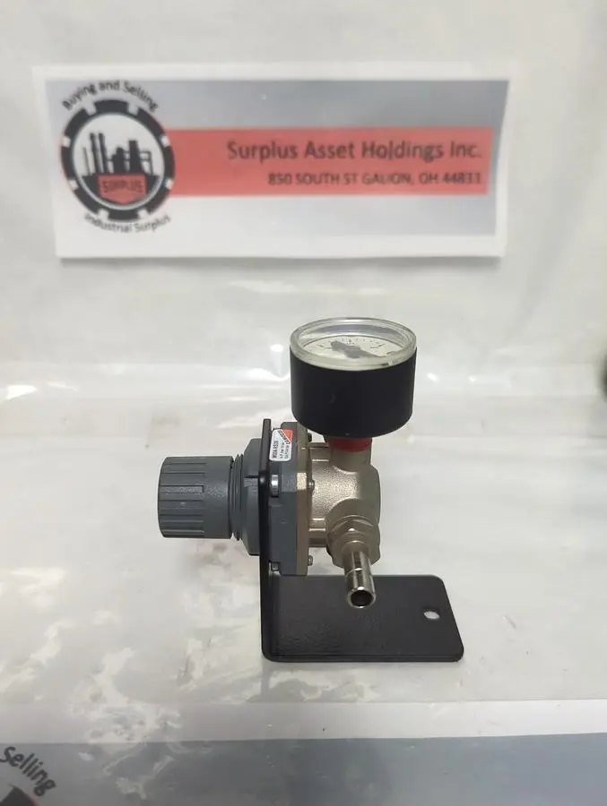 Used CAMOZZI M004-RS39 Air Pressure Regulators Ohio US | Surplus Asset Holdings #1265740