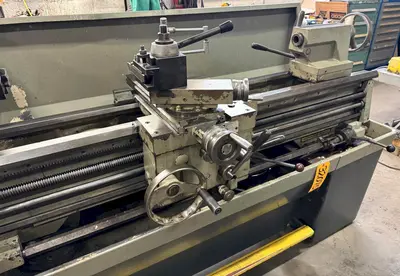 USED CLAUSING COLCHESTER 15"