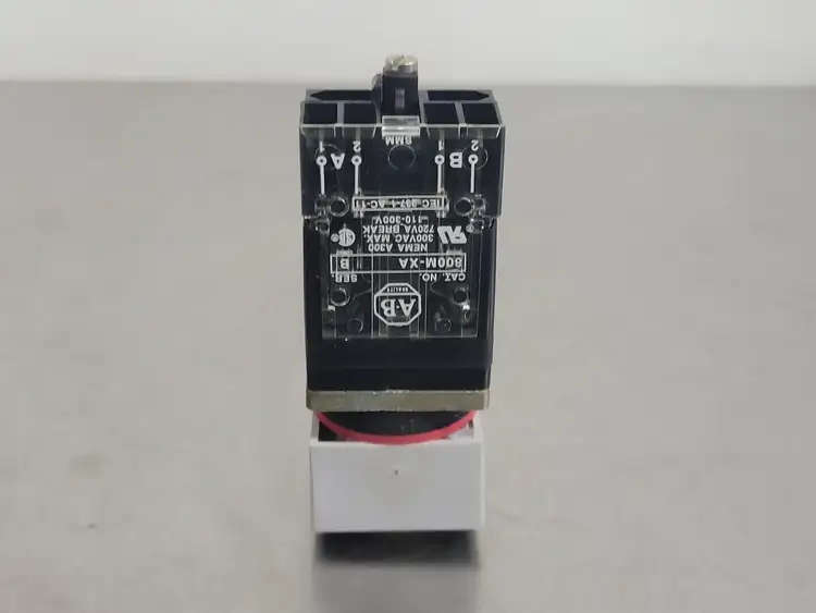 New | in-Stock ALLEN-BRADLEY 800MS-HX2B Switchgears British Columbia CA | Lenmark #241288