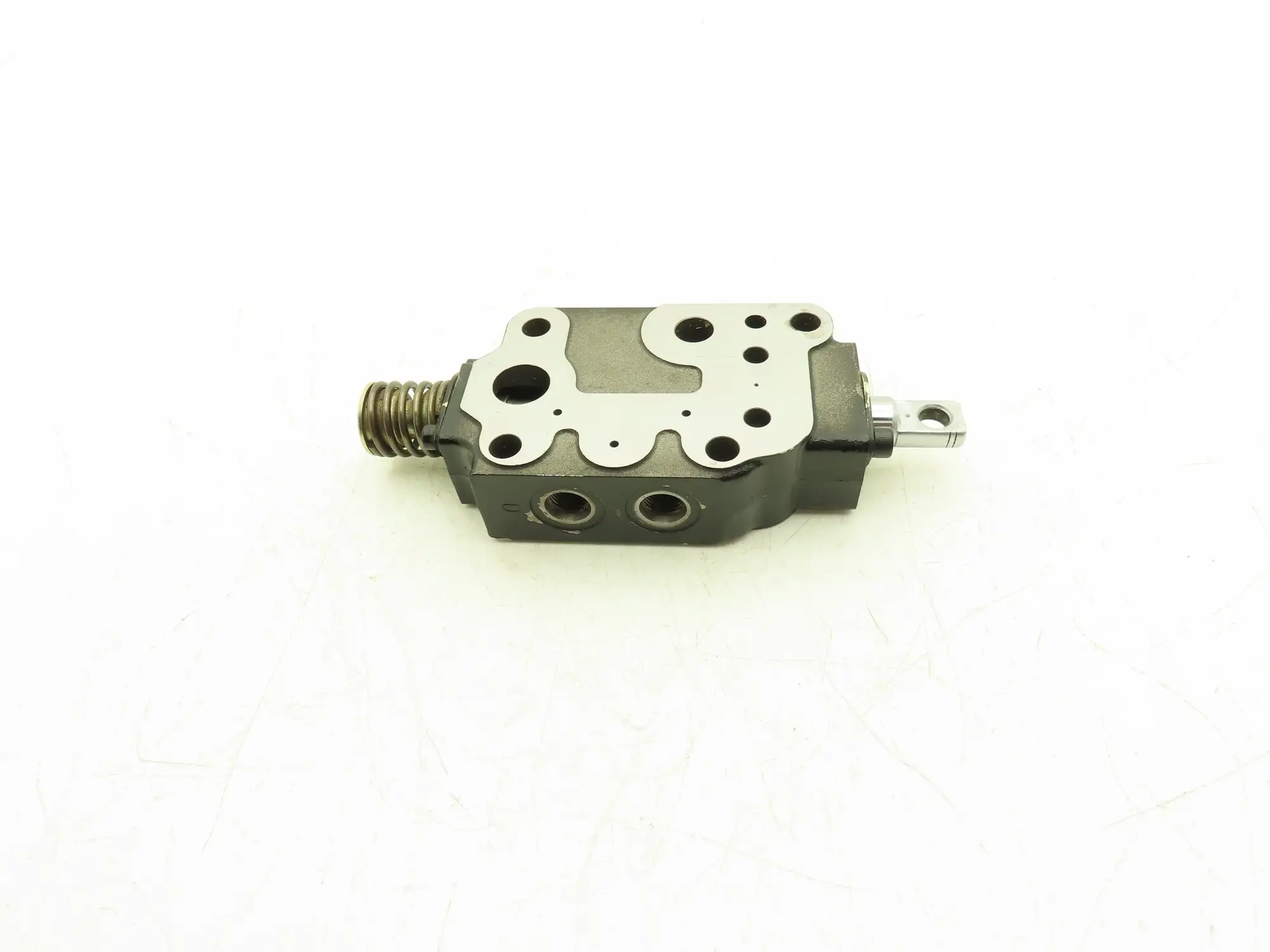 Doosan/Daewoo D503259 Valve GP Sandwich Section 2 Position Manual Spring Return