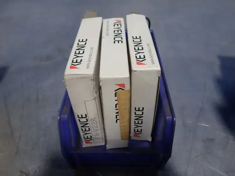 Used KEYENCE FSV22R Amplifiers | HGR 24 #741289