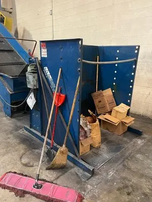 USED 2000 EXCELL EX-63