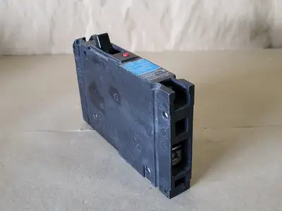 USED SIEMENS ED21B040