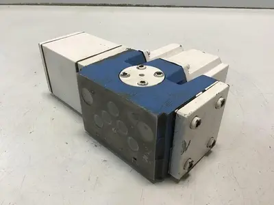USED MOOG D661-5009