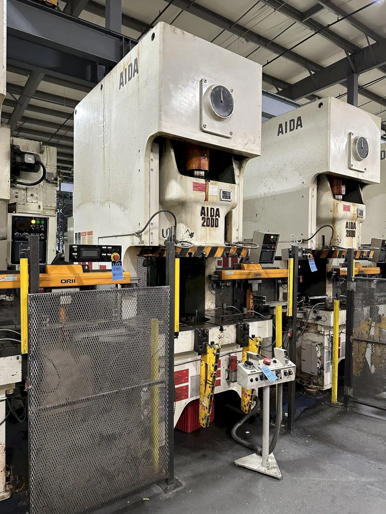 USED AIDA CO420-0995
