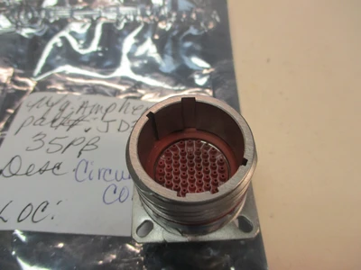 NEW Amphenol JD38999/20FE35PB