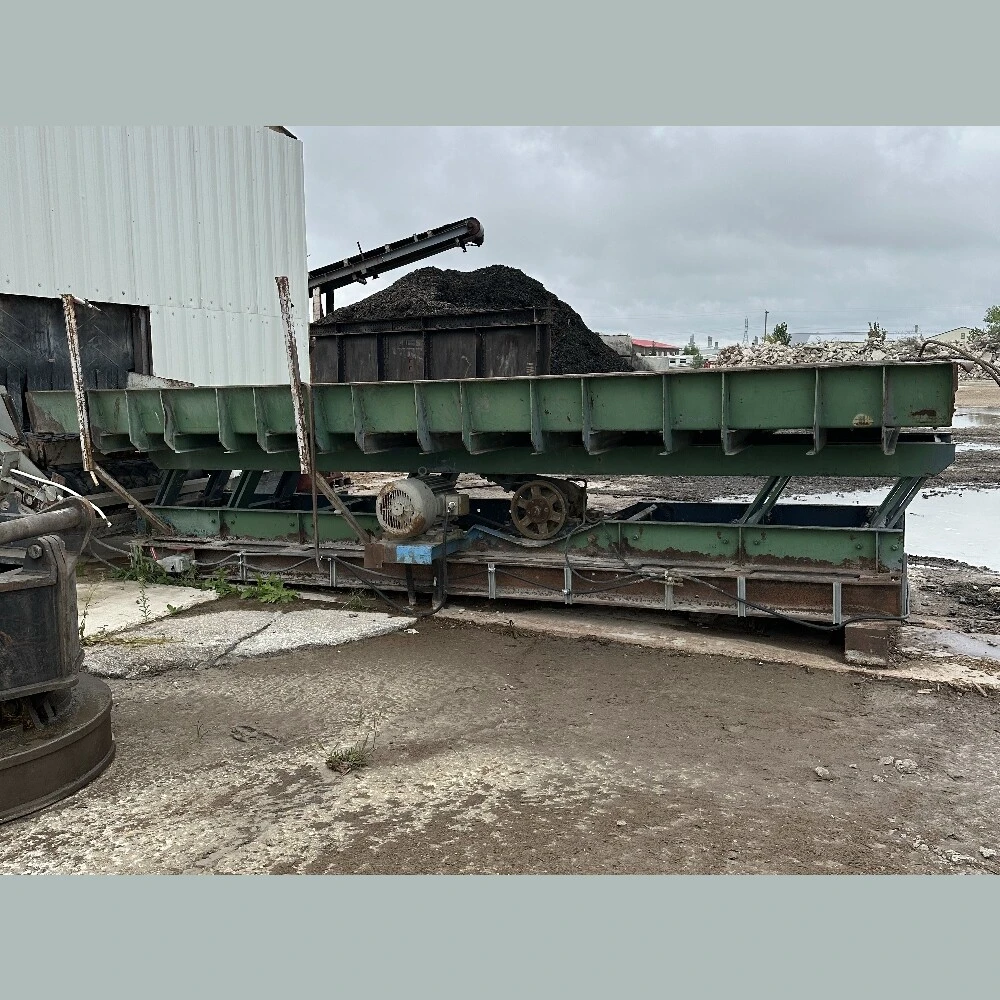 78in Wide x 240in Long Vibrating Pan Feeder
