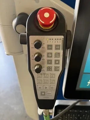 2019 DATRON M8CUBE Vertical Machining Centers | Machinery Network (18)