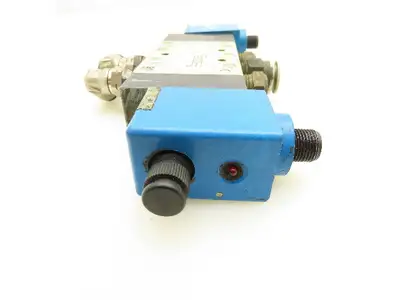Numatics 92179-DC Solenoid Valve 24VDC 4.0W 14.5-120 PSIG 1-8.3 Lot Of 2