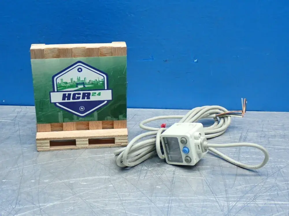 Used SMC ISE40A01T Relays & Switches | HGR 24 #739326