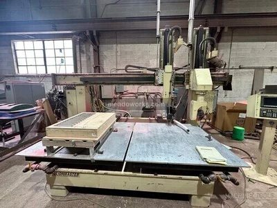 Used MAS 6421 CNC Routers Illinois US | Meadoworks #1492147