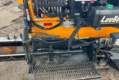 Used 2025 LEEBOY 7000C Asphalt Pavers California US | Mittry Construction #1566455