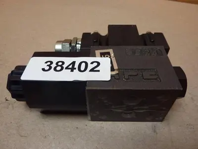 USED YUKEN LDS-25-20-S-7-P08-D24-1226