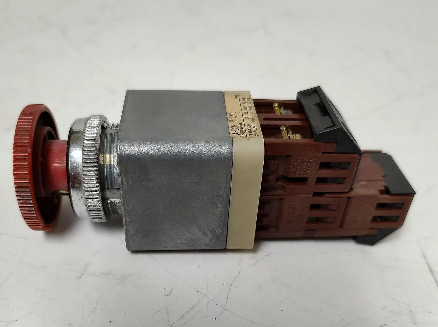 Used FUJI ELECTRIC AH30-V-8226 Relays & Switches Kentucky US | Edwards Industrial Repair #1308234