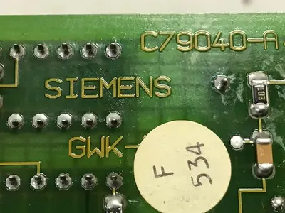 USED SIEMENS C79040-A432-C22-01-85