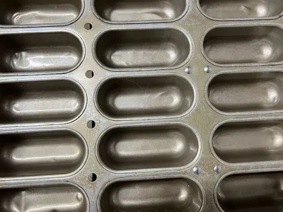 _UNKNOWN_ Twinkie Cake Cake Pans | Envoy Equipment LLC (2)