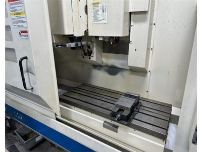 USED 2000 OKUMA MC-V4020