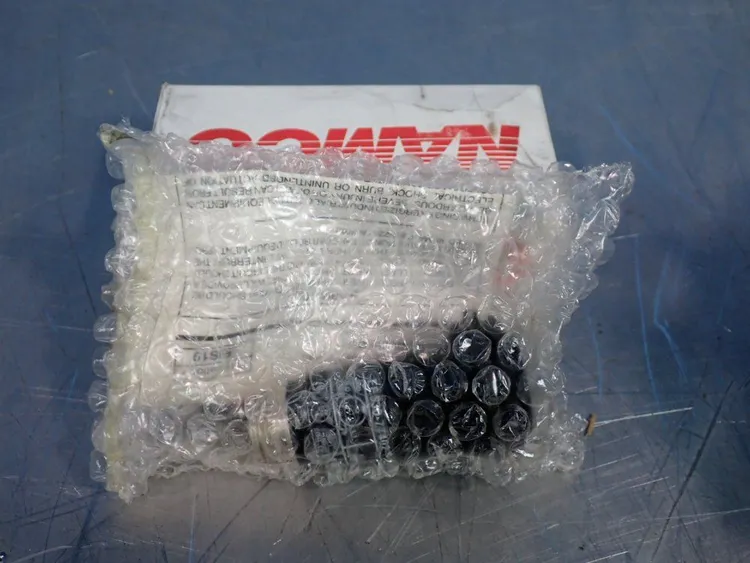 New | in-Stock NAMCO EE53077402 Proximity Sensors Ohio US | HGR 24 #915933