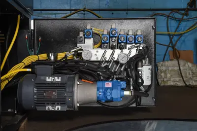 NEW HYD-MECH V-25