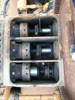 USED 1984 GMC BRIGADIER GENERAL TANDEM AXLE OILFIELD PUMP / KILL TRUCK