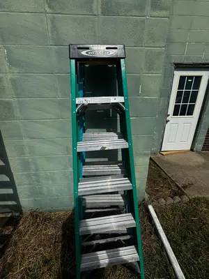 Used _UNKNOWN_ _UNKNOWN_ Ladders Ohio US | Myron Bowling Auctioneers Inc #1507937