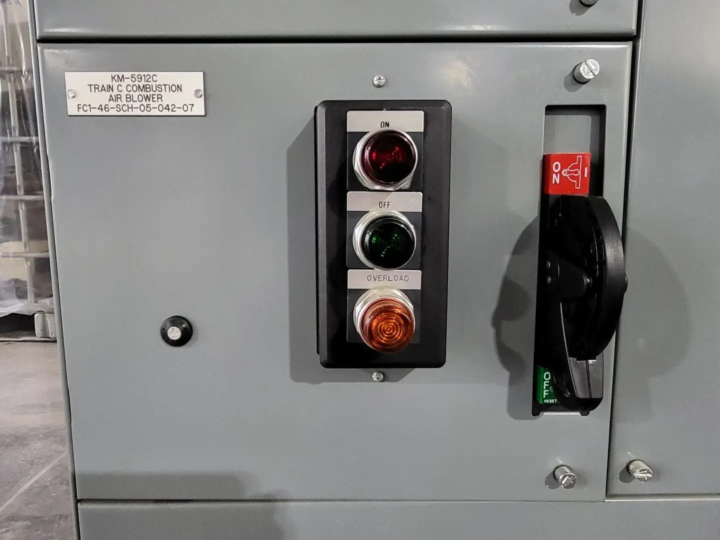 NEW ALLEN-BRADLEY YUTKNPN90/2BD