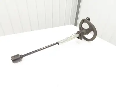 Linde 3355421001 Forklift Steering Wheel & Column W/Horn Removed From E18C-02