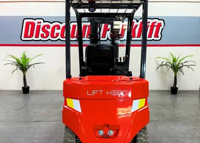 USED 2024 LIFT HERO LG25B