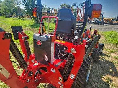 New | in-Stock 2025 MASSEY FERGUSON 1GC.23 Sub-Compact & Compact Tractors New York US | Abele Tractor #1343084