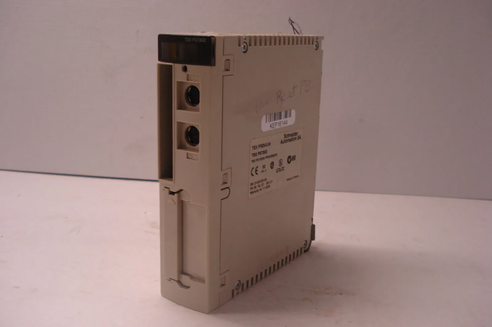 USED MODICON TSXP57302 PROCESSOR