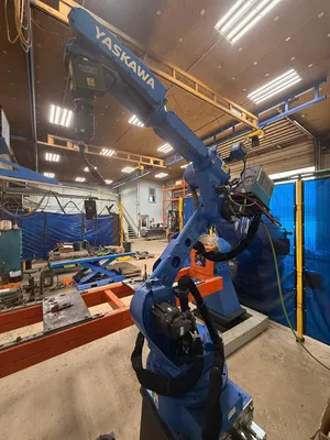2022 YASKAWA ar2010 Robotic Welders | ListingHippo (10)
