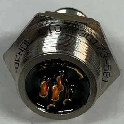 NEW Amphenol C10-730173-5B1