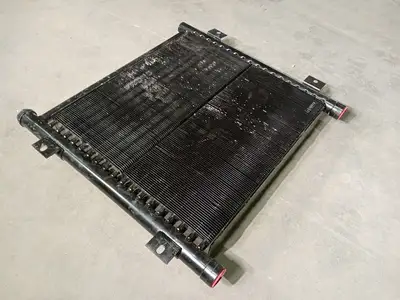 24V Oil Cooler Complete 57962615, 30394282