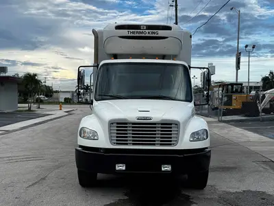 Used 2019 FREIGHTLINER M2 106 Tractors & Trailers Florida US | Truck and Van Outlet #1506258
