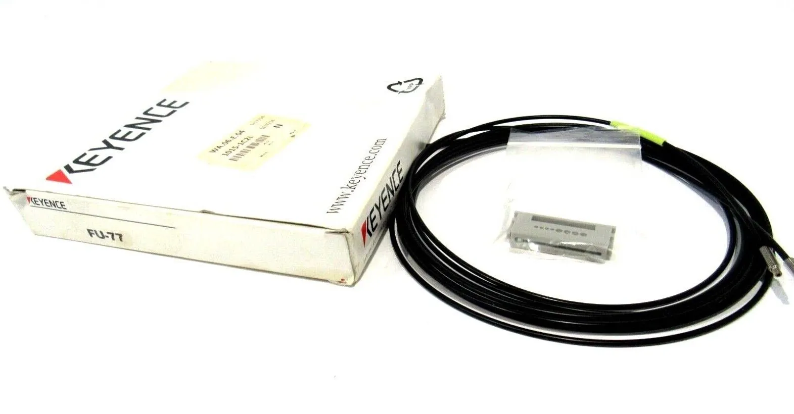 NEW KEYENCE FU-77 FIBER OPTIC CABLE FU77