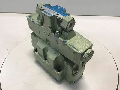 USED VICKERS DG4V36CMP7H750JA100