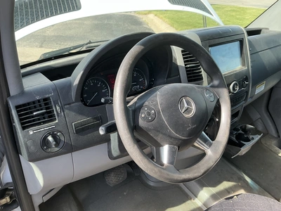 USED 2014 MERCEDES-BENZ SPRINTER
