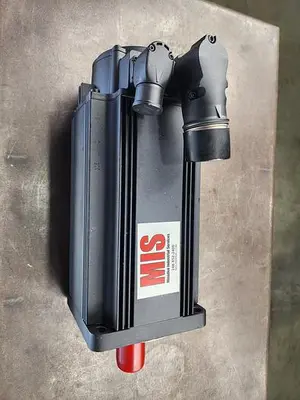 USED REXROTH MSK071D-0300-NN-M1-UG0-NNNN